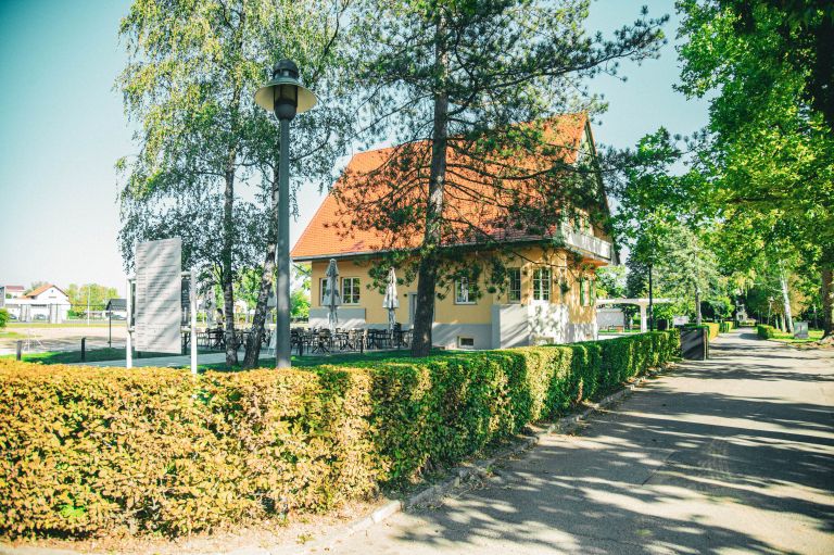 občina-radenci, radenci, radenci-amfiteater, kavarna-v-parku-radenci, simbolična