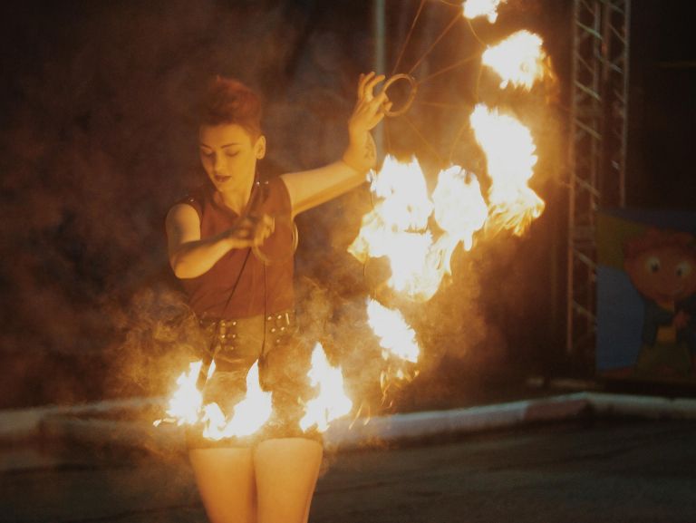 fire-show, sov-z-ognjem