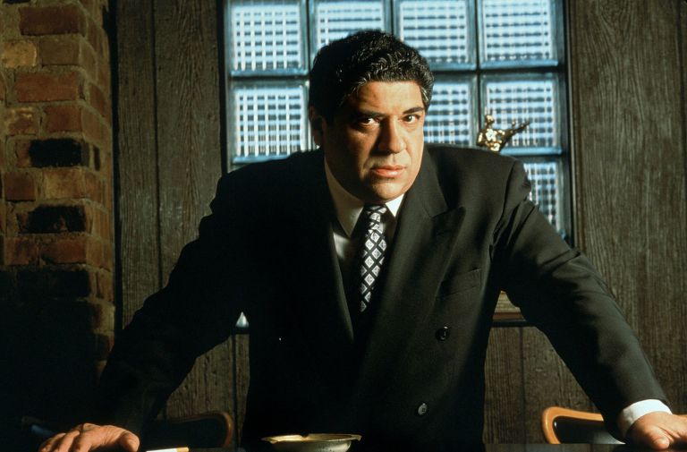 V televizijskem filmu Witness to the Mob iz leta 1998 je Pastore upodobil Mikeyja De Batta in še pred Sopranovimi utrdil sloves prepričljivega igralca newyorškega podzemlja.
