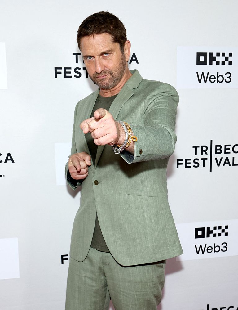 padel - gerard butler.jpg