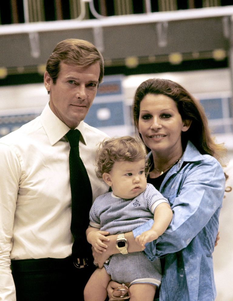 Luisa Mattiol, Roger Moore, Christian Moore.jpg