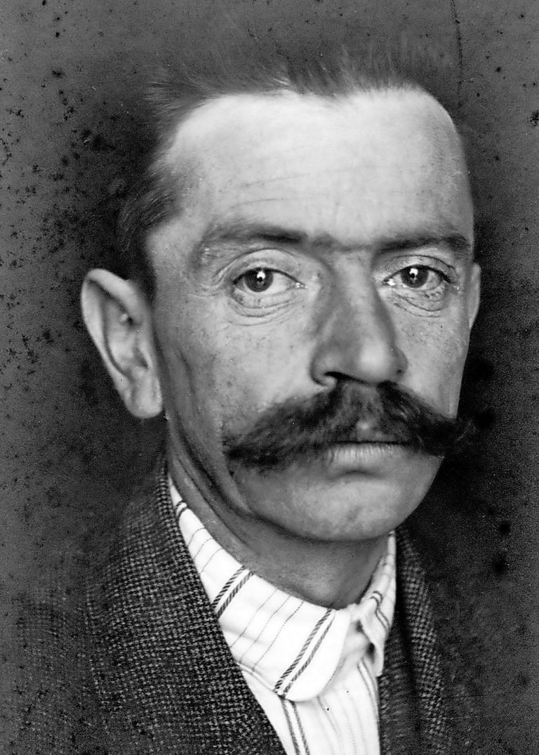 1 ivan cankar wiki.jpg