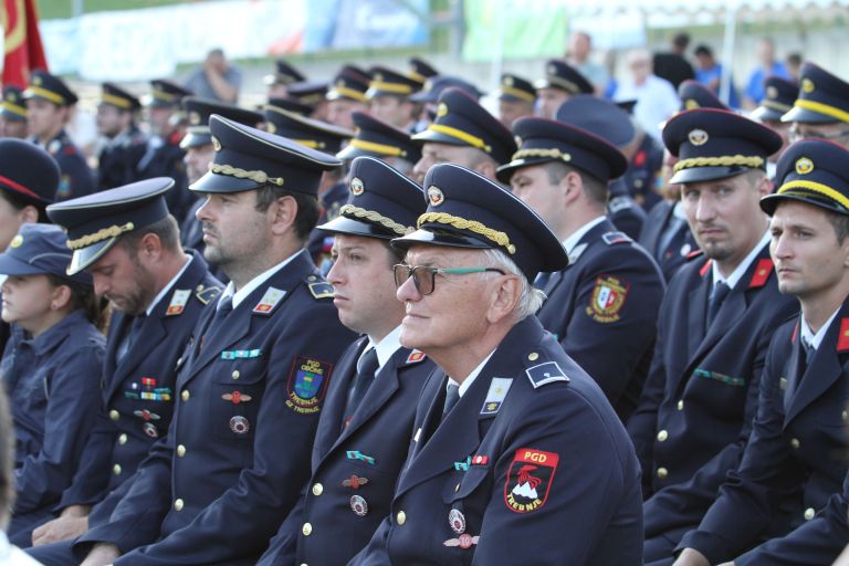 pgd-lukovek-gasilsci, mateja-povhe, vozilo