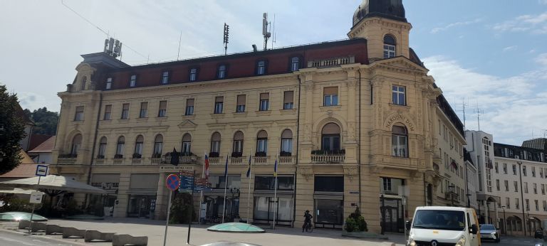 stavba obcine celje.jpg