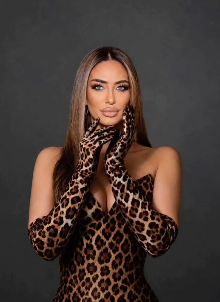 Ana Nikolić je svoje ostre odzive in sporočila objavljala tudi na družbenih omrežjih, kjer je javno obračunala z Raletom.