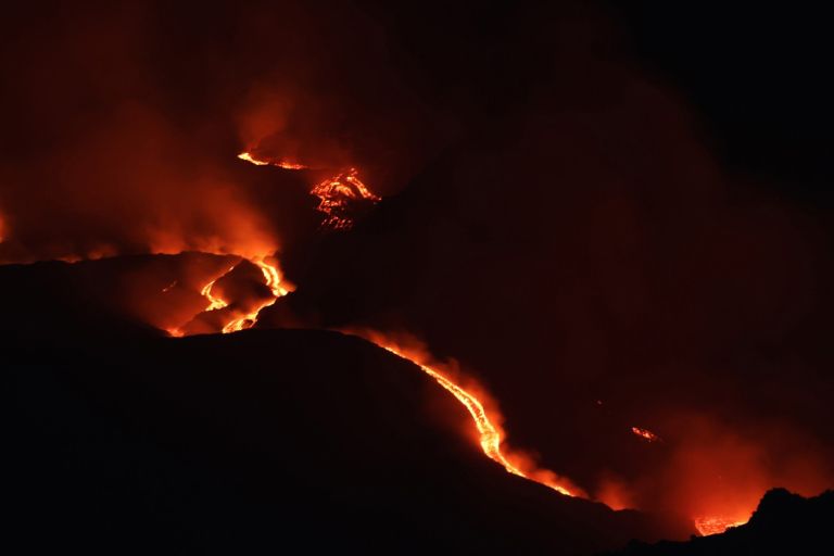 etna, sicilija, letalski-promet, tezave