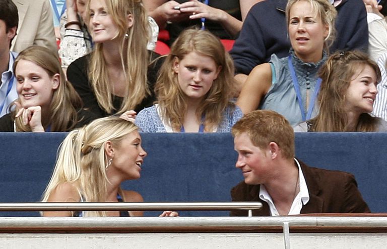 chelsy-davy