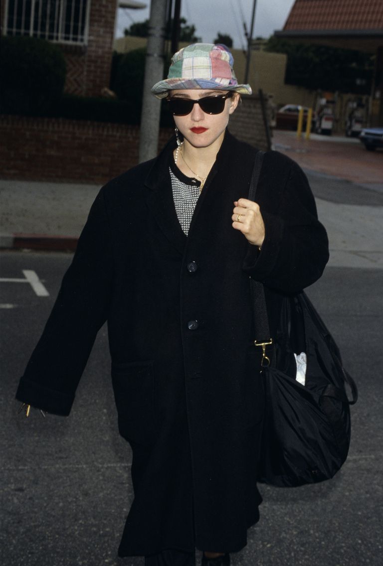 Sredi osemdesetih je bila že zvezda, ki ni mogla več neopazno na ulico.madonna