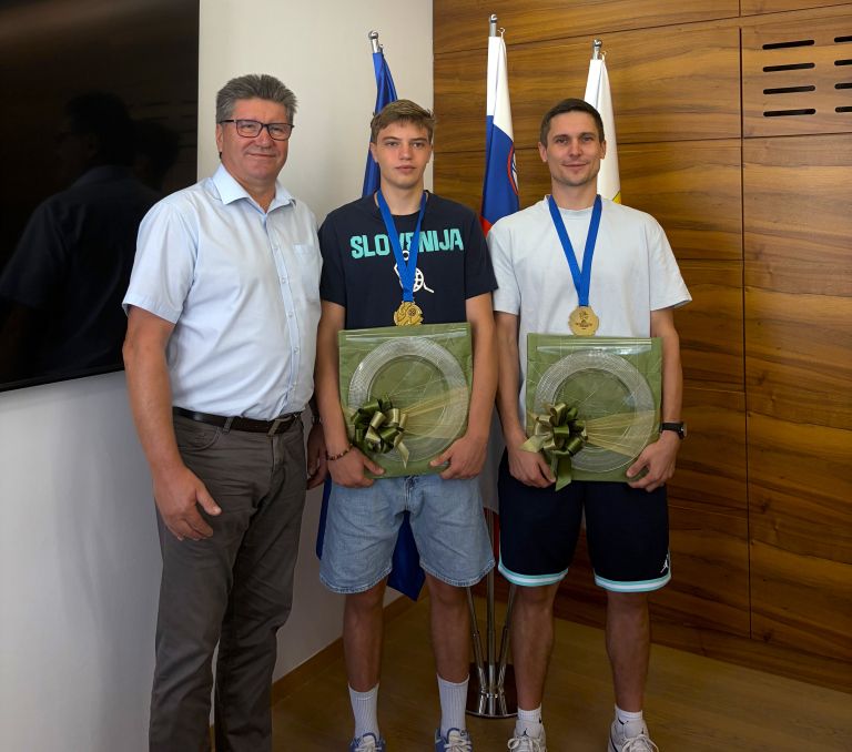 domen-zevnik, jazon-kroselj