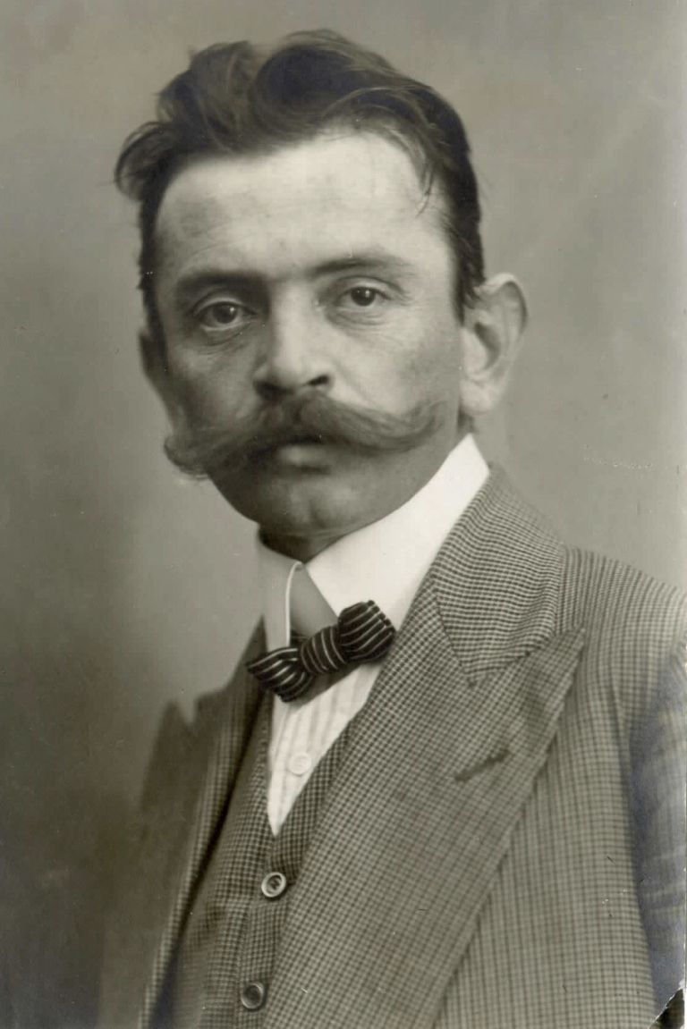 1 ivan cankar wiki.jpg