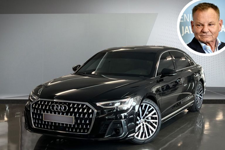 matoz+audi-a8-2023.jpg