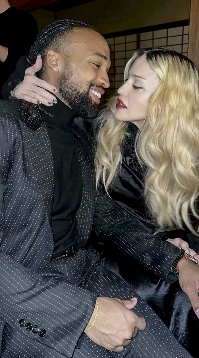 Madonna in Akeem Morris nežnosti ne skrivata niti pred očmi javnosti.