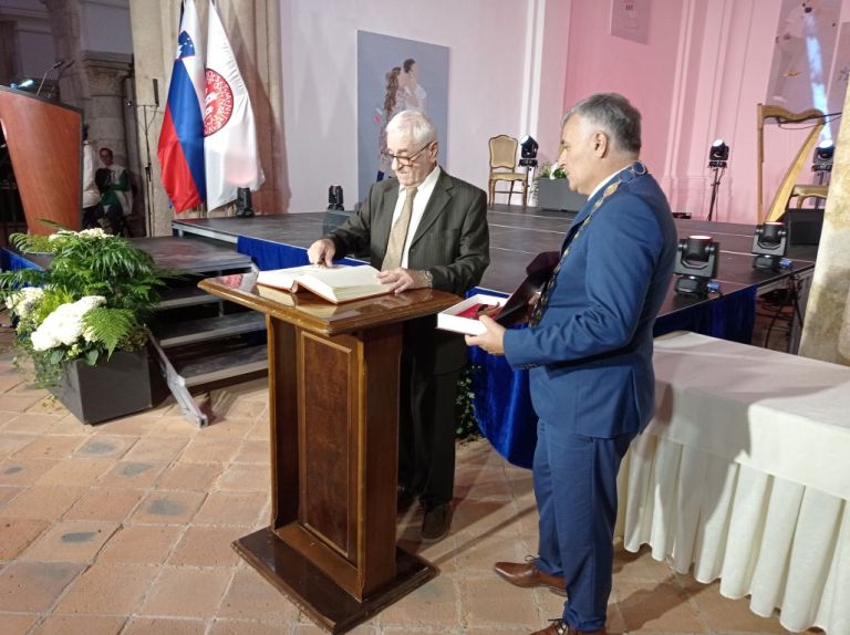 kostanjevica-na-krki, dvajsetletnica, pustoslemsek, gaspir, priznanje, ples