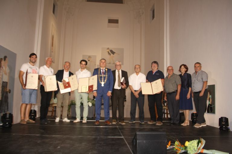 kostanjevica-na-krki, dvajsetletnica, pustoslemsek, gaspir, priznanje, ples