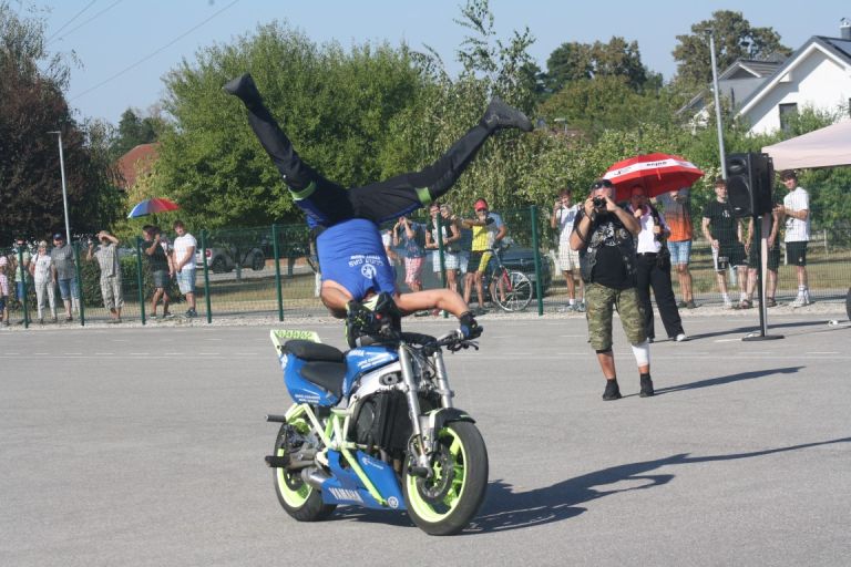 motoristi, skorpijon, stunt-show-dejana-spoljarja