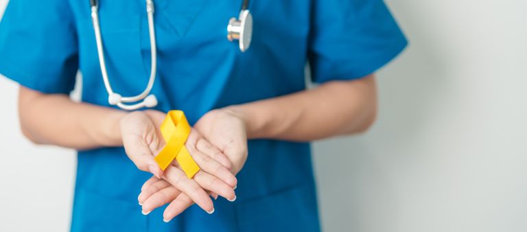 yellow ribbon children with cancer1.jpg