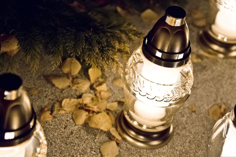 goszka-a-candle-1785717.jpg
