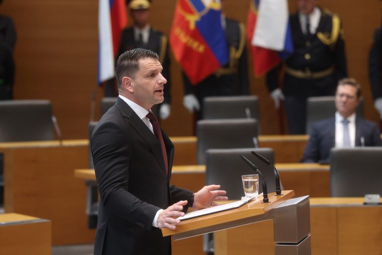 1782330280-9y6a8247-1782329806813.jpg