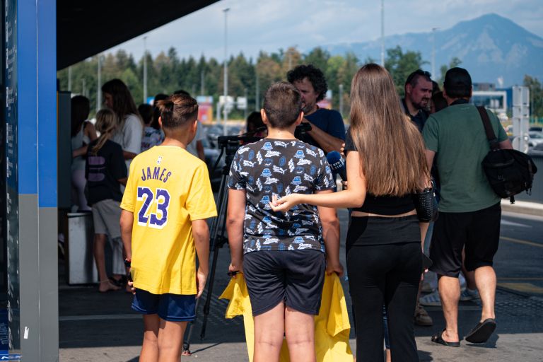 lakers, brnik-navijaci