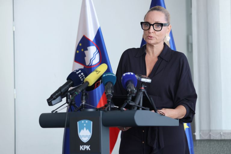 Katarina Bervar Sternad-RB.jpg