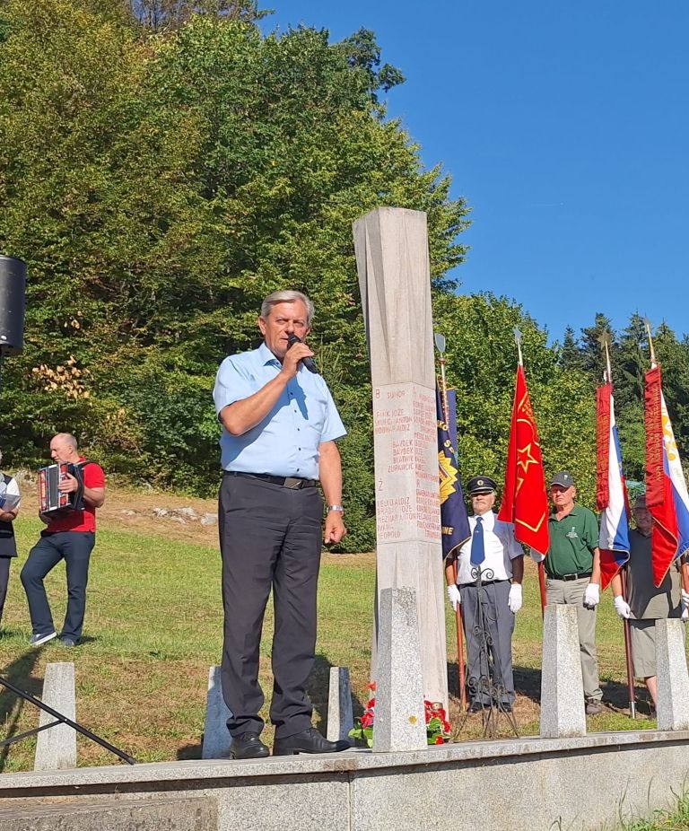slovesnost-v-spomin-na-16-talcev-iz-podhoste, meniske-vasi-in-loske-vasi