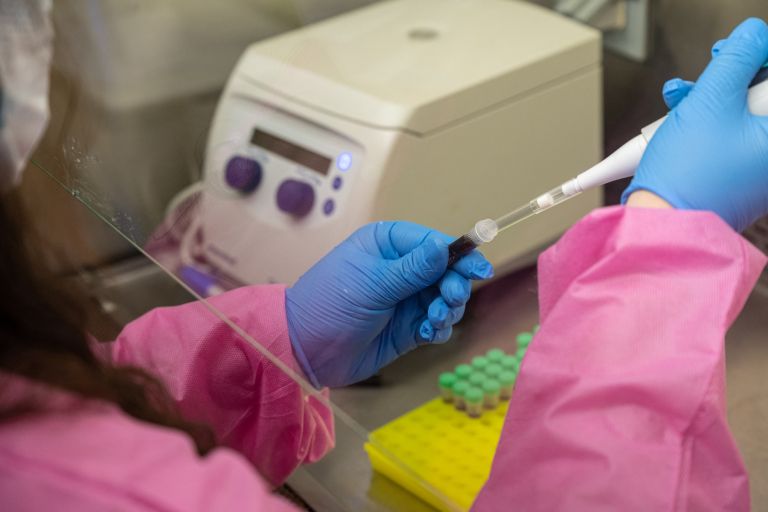 virus laboratorij.jpg