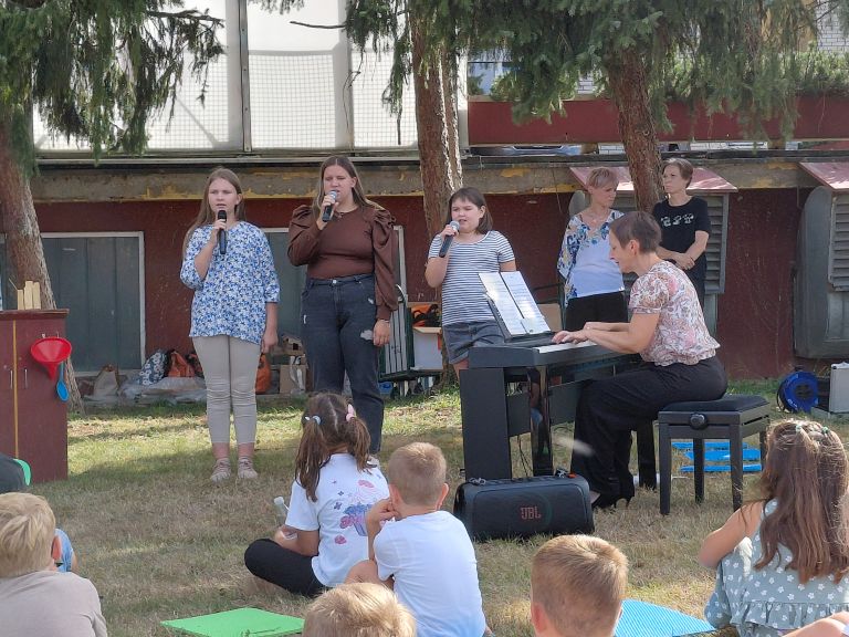 srecanje-prvosolckov, sprejem-prvosolcev, otroci