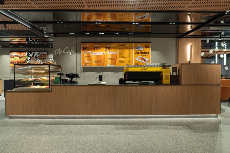MC_Nova pridobitev je tudi McCafe.jpg