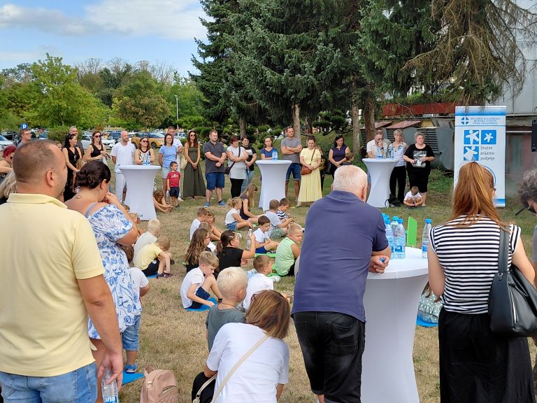 srecanje-prvosolckov, sprejem-prvosolcev, otroci
