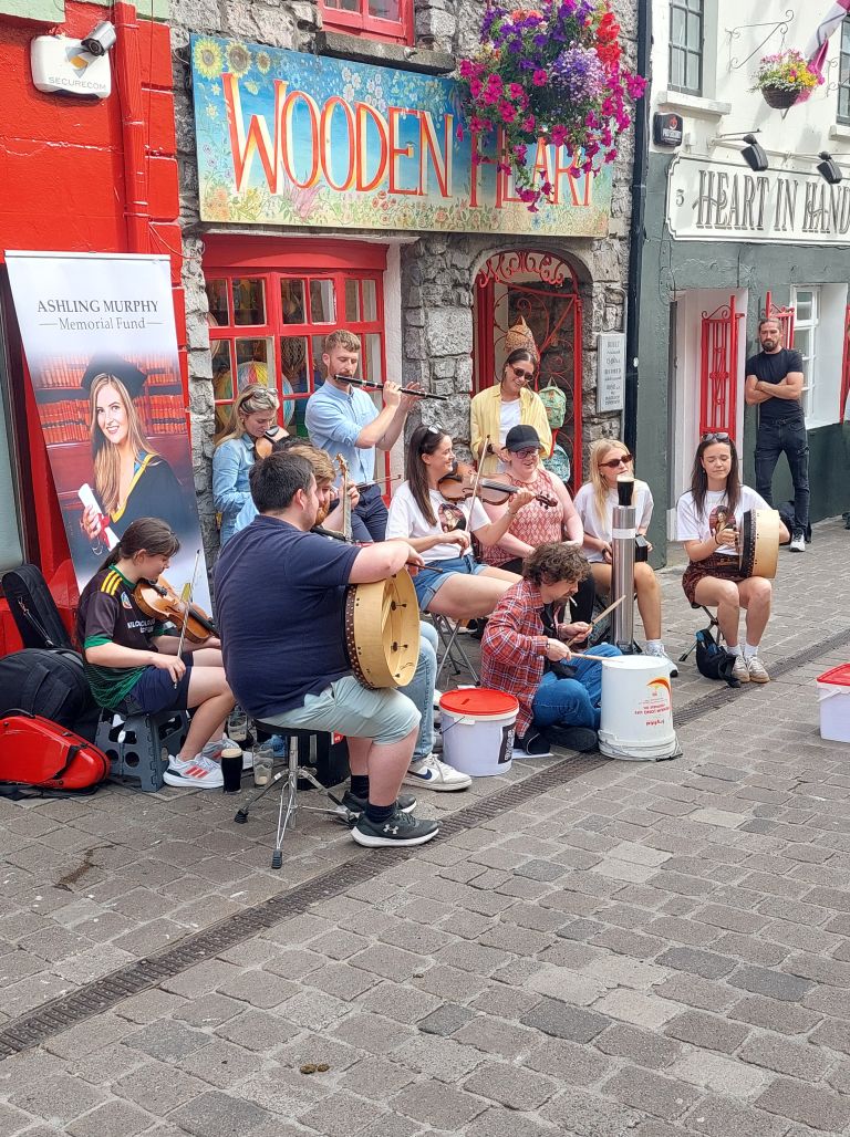 živahne ulice Galwaya.jpg