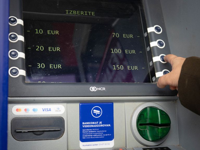 bankomat.jpg