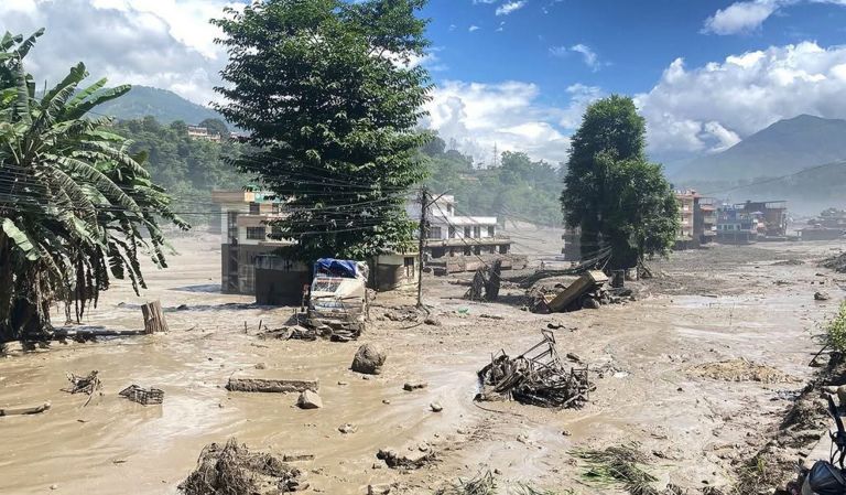 nepal, poplave