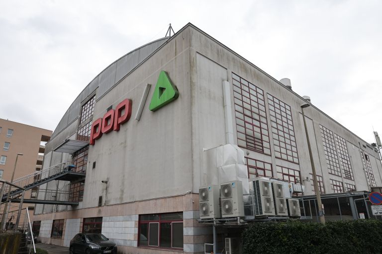 pop tv stavba.jpg