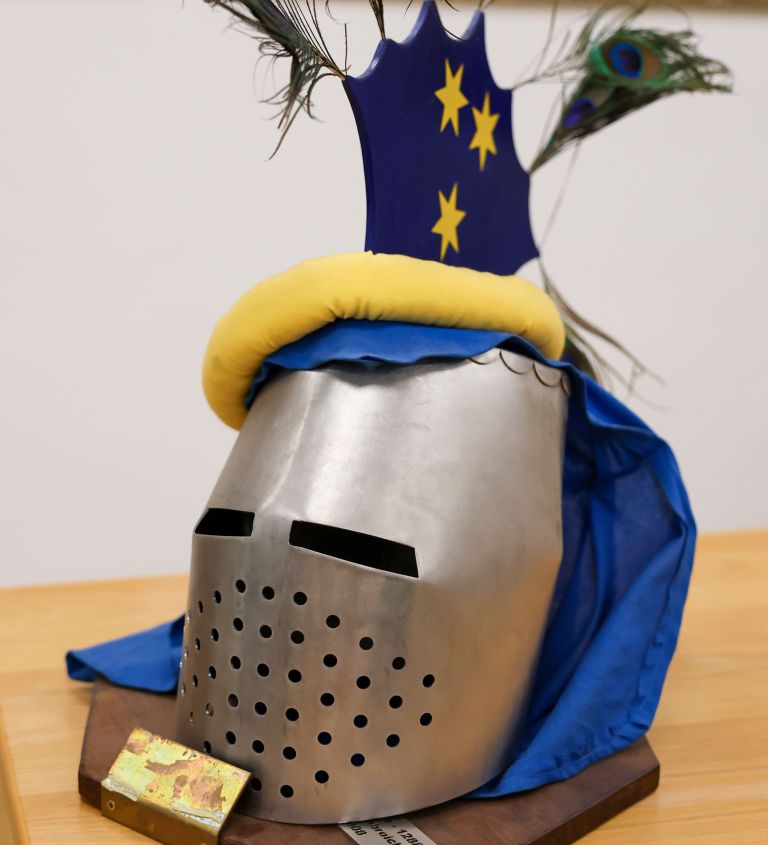 darilo - celada.jpg