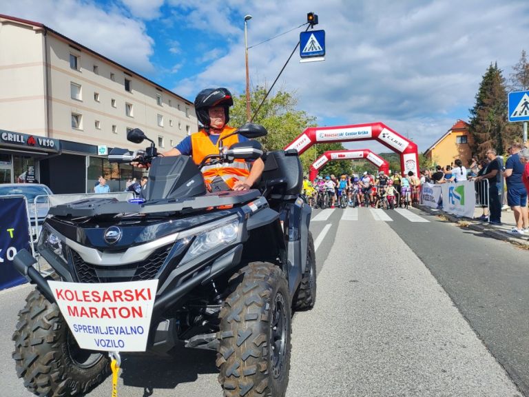 kolesarski-maraton-po-dezeli-cvicka