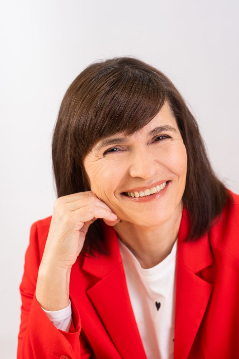 dr. Alenka Flander
