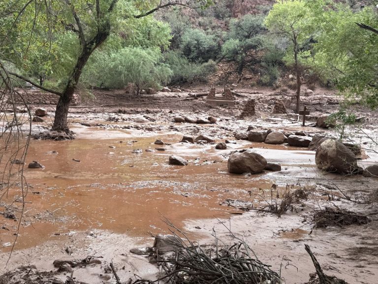 bright angel creek, grand canyon, poplave.jpg