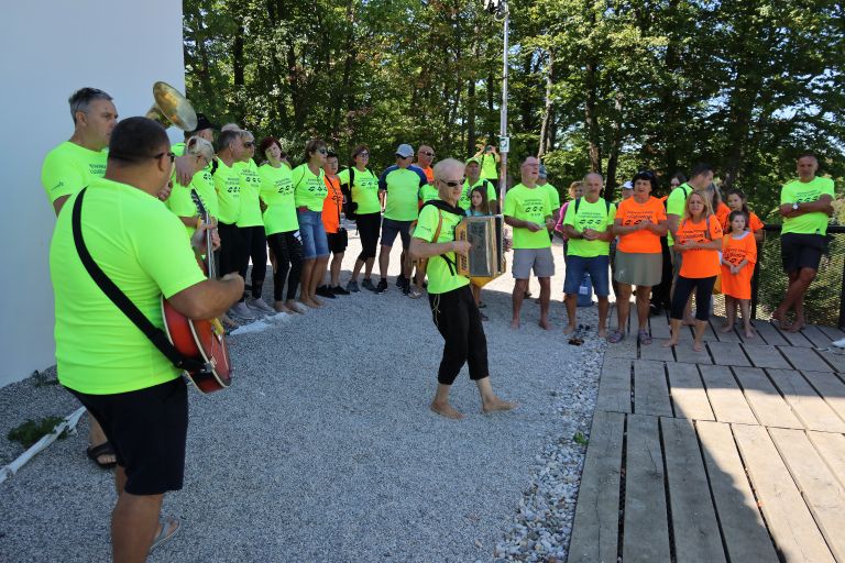 bosonogi-pohod, lojze-ogorevc