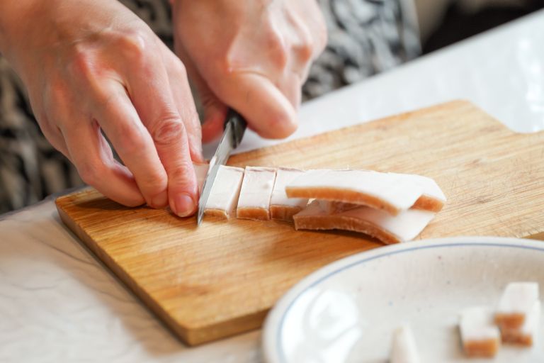 Bel špeh, slanina, mascoba