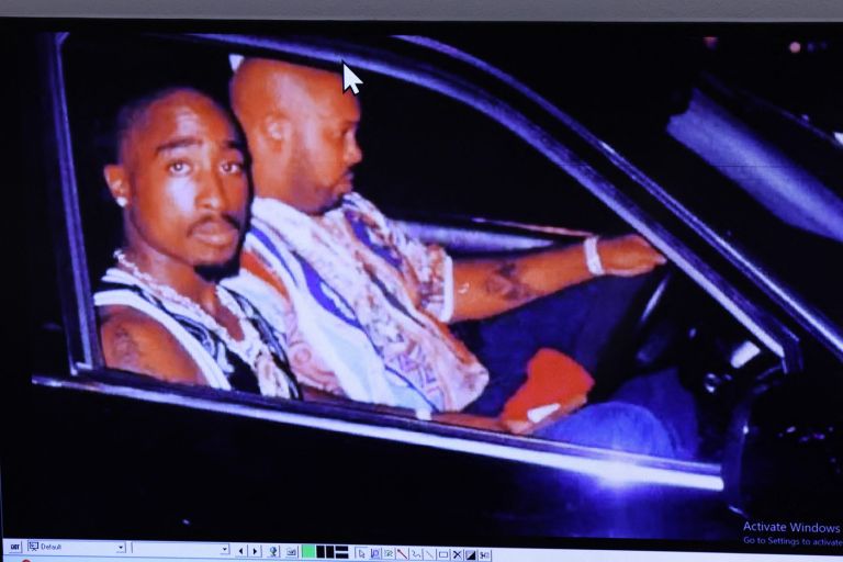 tupac shakur.jpg