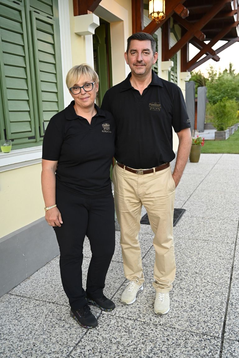 natasa pirc musar ales musar ruska daca sr.JPG
