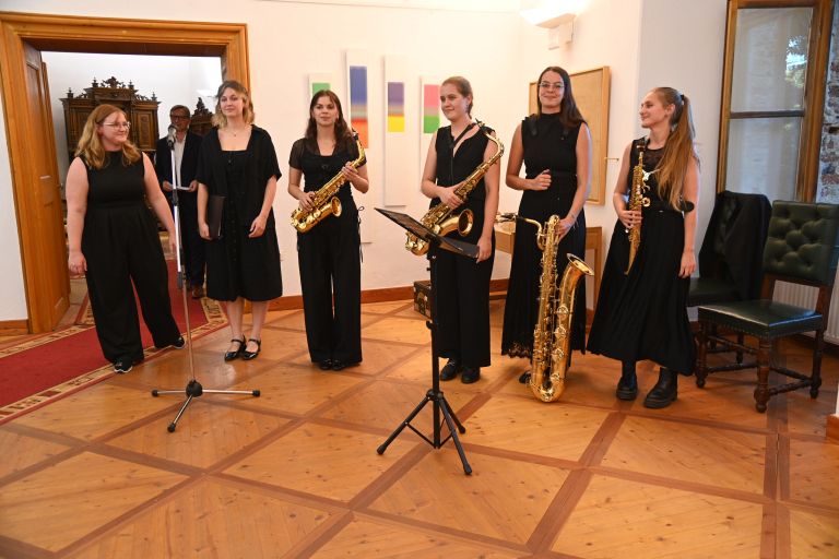 grad, razstava, pot-na-goricko, stanislava-desnik