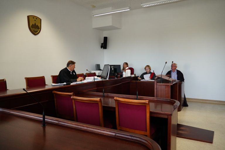 sojenje, mitja-verlak, september-2026