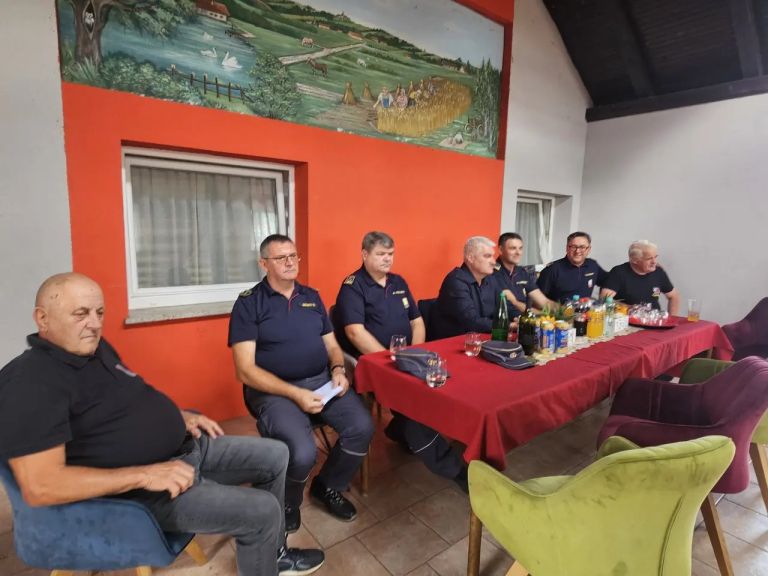 srecanje-gasilcev-veteranov, logarovci