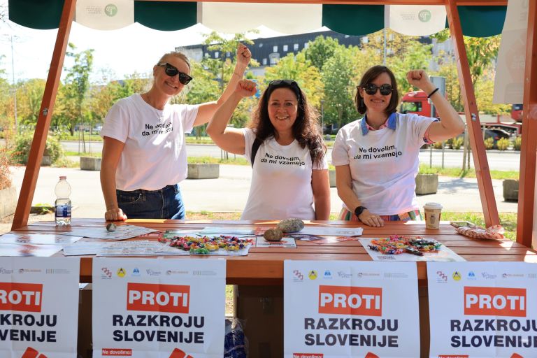 Zbiranje podpisov proti interventnemu zakonu