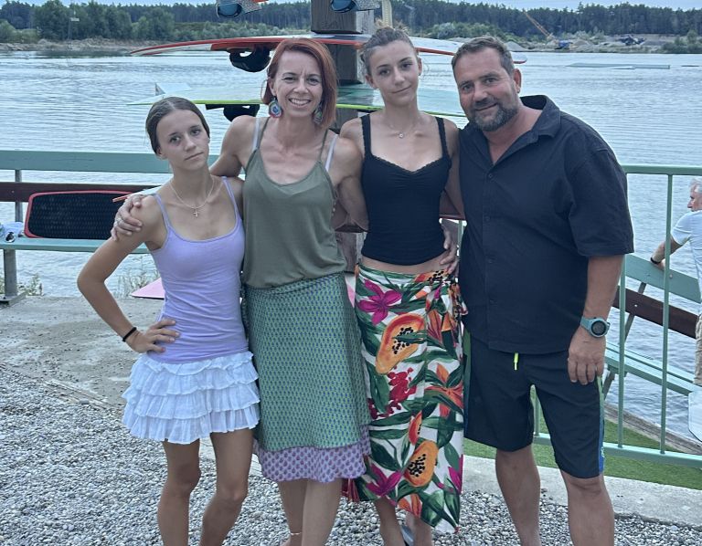 dz-green lake1.jpeg