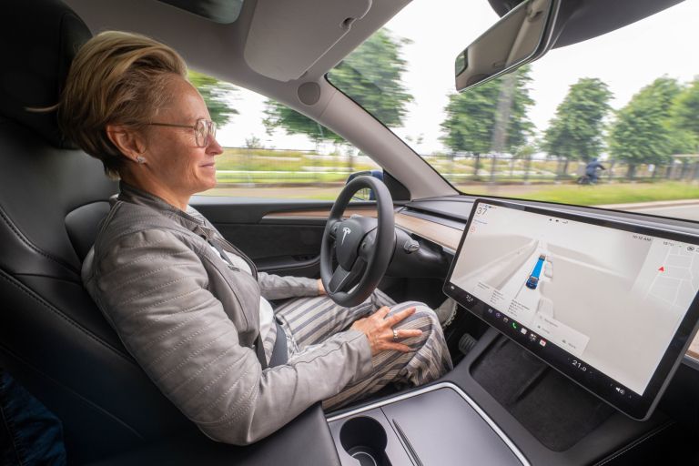 tesla, samovozeci-avtomobil, fsd, delno