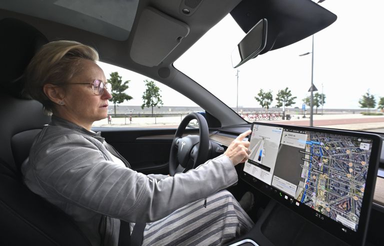 tesla, samovozeci-avtomobil, fsd, delno