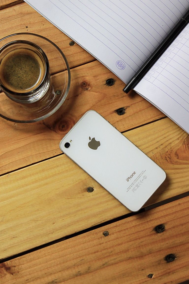 odložen telefon