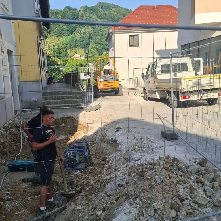 Valvasorjev trg foto občina laško.jpg